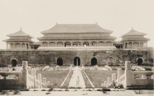 「故宫红墙宫女」事件始末：749局队员介入却铩羽而归，最后局长亲自出手才平息此事