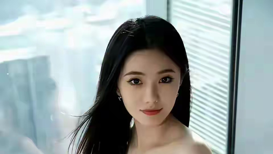 刘浩存的清纯质感：天赋与时光的双重馈赠。