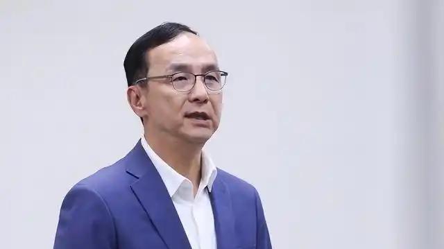朱立伦重大宣布！
据台媒报道，国民党主席朱立伦17日宣布，将不出席由赖清德召开的