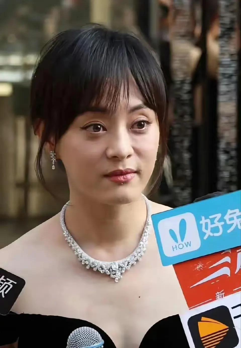 不知道为什么现在这么多人黑孙俪，这才是人正常老去的样子啊，很多人是不是被滤镜给骗