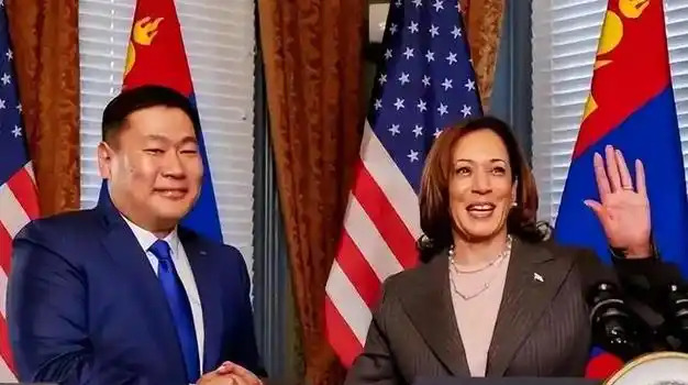 身边两个国家变天，美国在亚洲栽跟头











---






