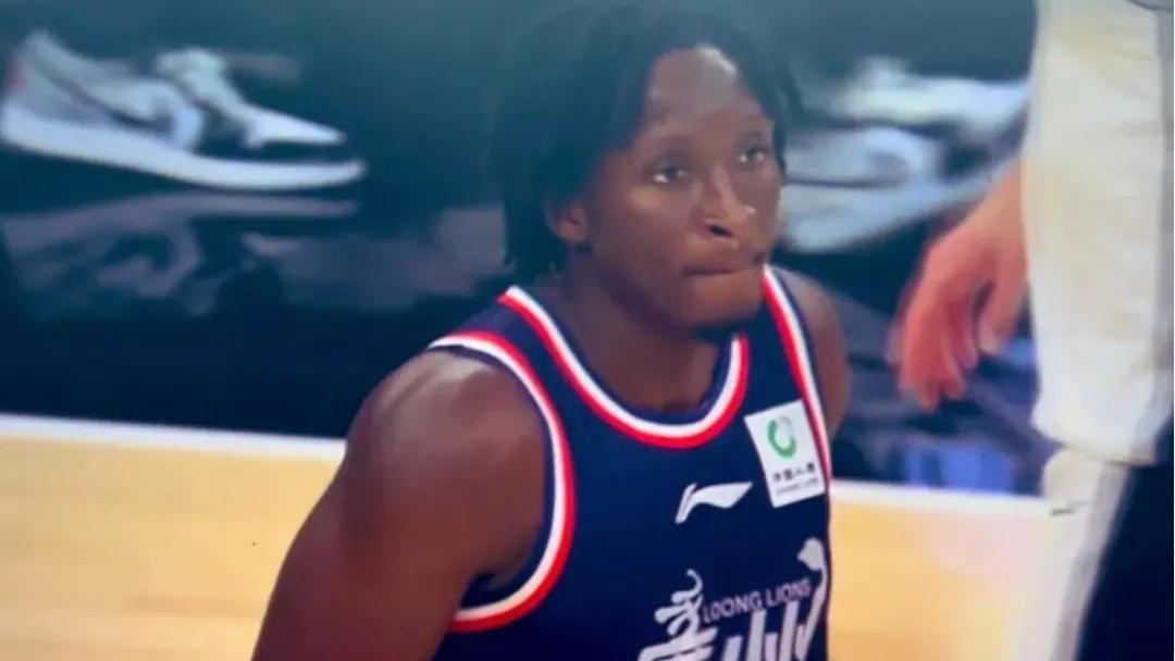 20+5+3+5！2年了！NBA啊，苦曼巴终于回来了！全靠CBA