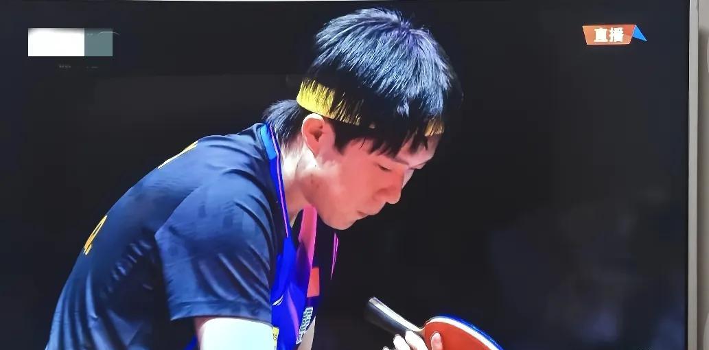 没有意外，4:0。王楚钦与林昀儒的1/4决赛开始了，此前双方多次交手过，互有胜负