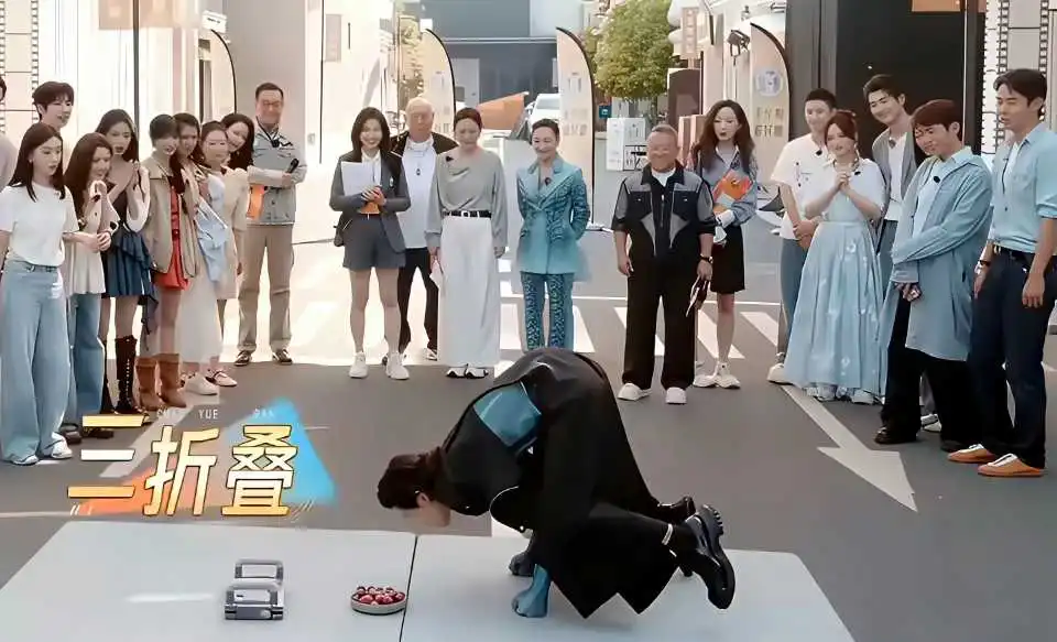 向佐怎么越来越像耍猴的
