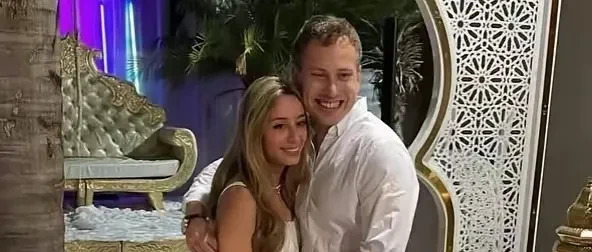 内塔尼亚胡儿子婚礼遇到战争











内塔尼亚胡的儿子原定在16号举