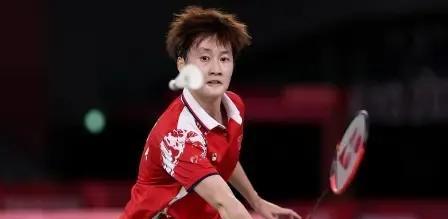 陈雨菲，
迎来终极决战！
世锦赛
我们女单，
已十四年无冠了；
尽管雨菲
随后的
