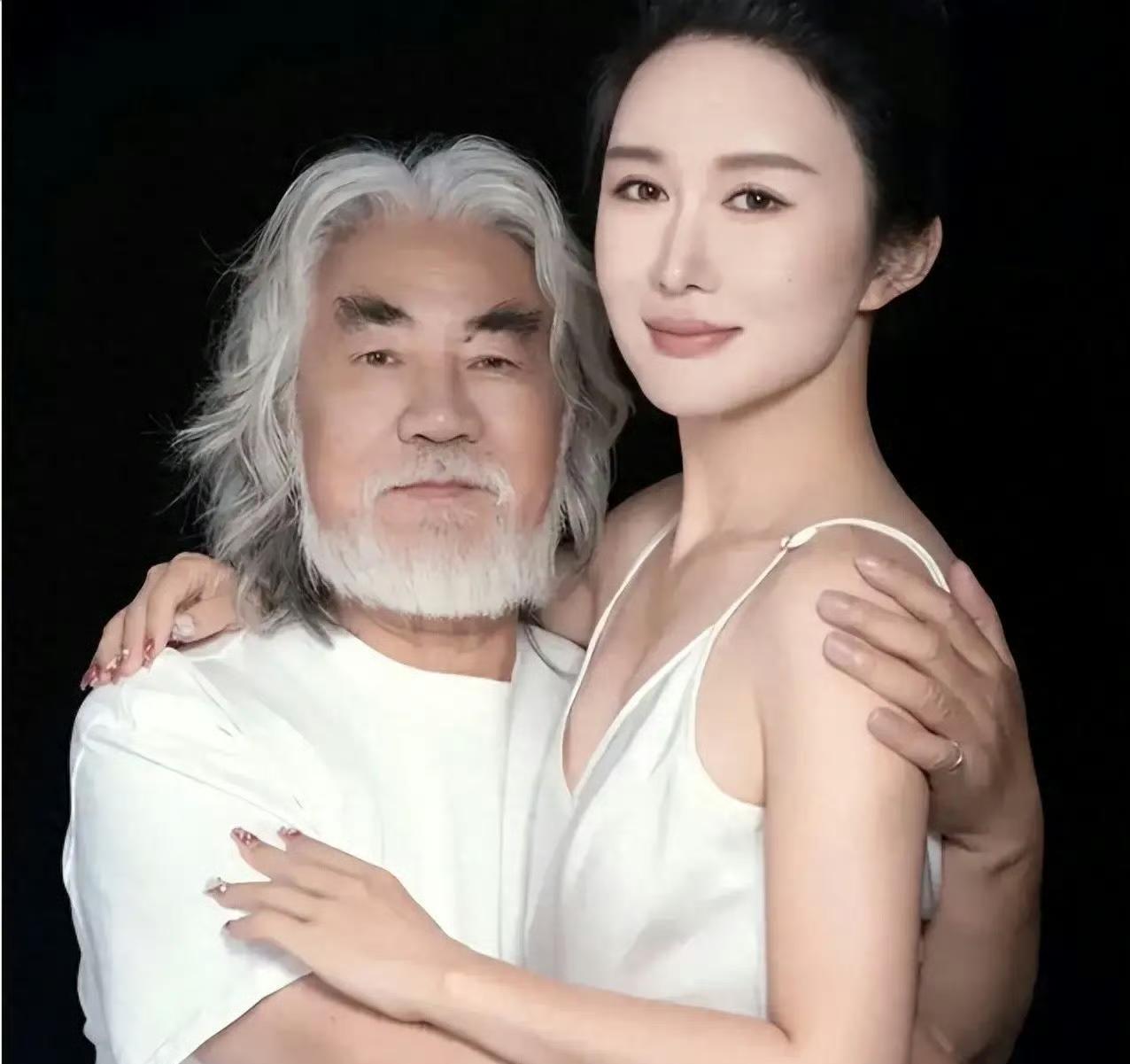 75岁的张纪中的婚姻现状，
给所有男人都上了一课，
不管你多有名气、多有钱，也千