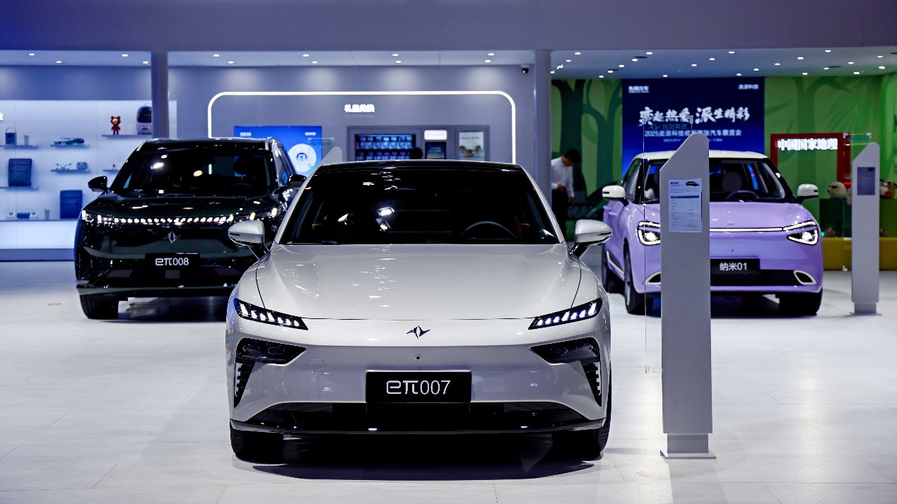 东风奕派全系登陆2025成都车展，央企新势力高光引爆全场