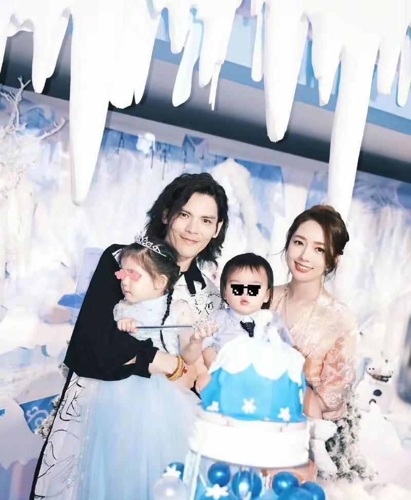 我开始明白向太了
为什么那么喜欢郭碧婷了
不是因为她性格好，也不是她会生孩子，而