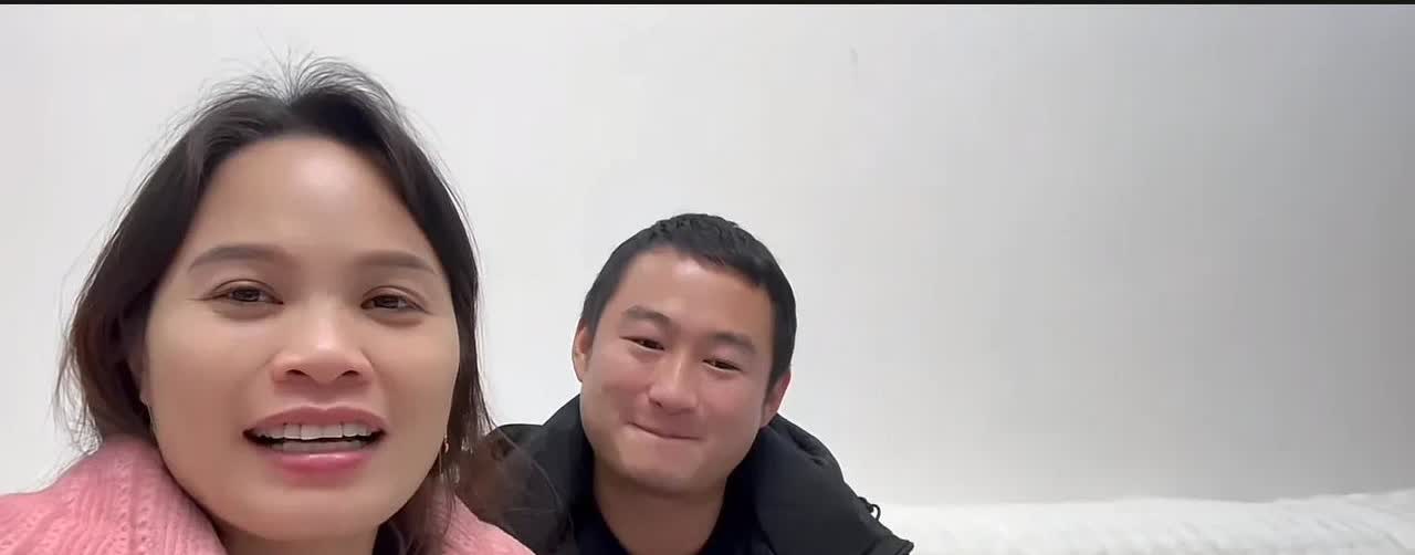 小依，最近偶然看到你以前的照片，真的惊到我了，原来你本来的样子就特别好看，五官灵