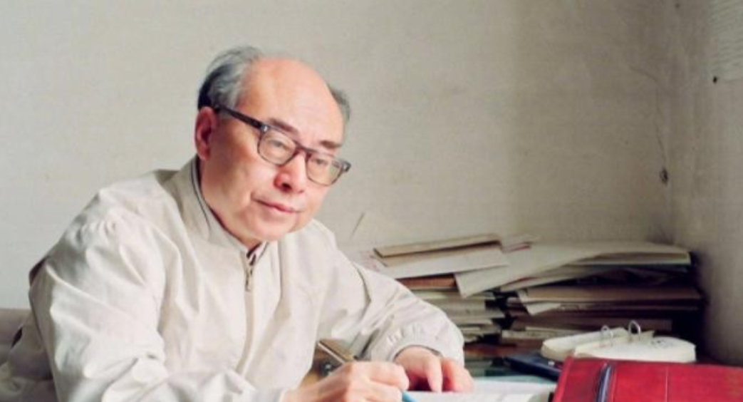1967年，中国爆炸第一颗氢弹的消息传到法国后，法国总统戴高乐为此大发雷霆，拍着