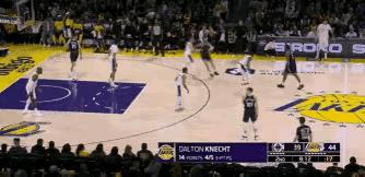 #nba# 梦回猛龙的伦纳德真的可怕啊。
今天面对湖人，看着詹姆斯，东契奇，他真