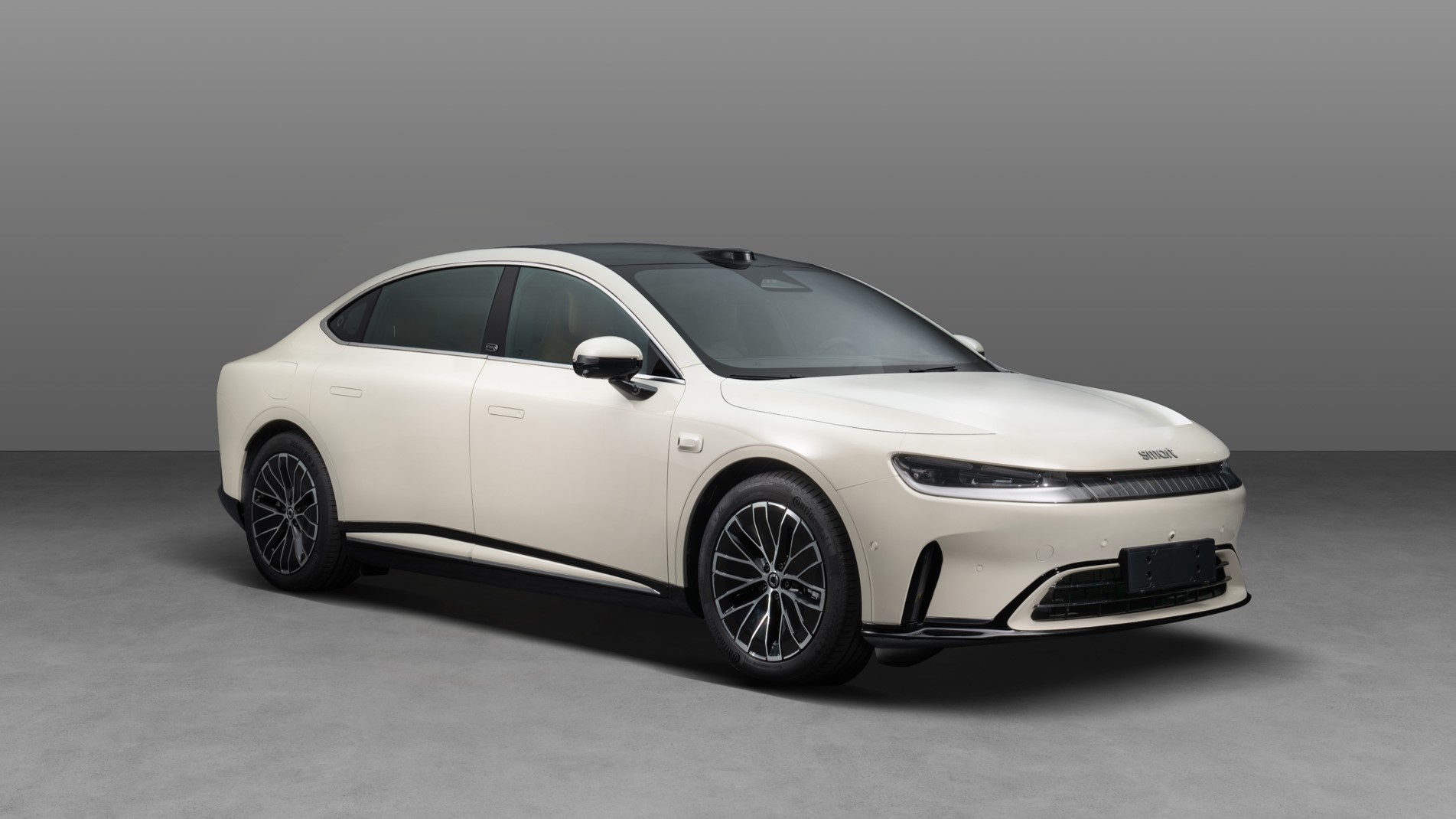 冲小米而来？smart精灵#6：插混+电动尾翼