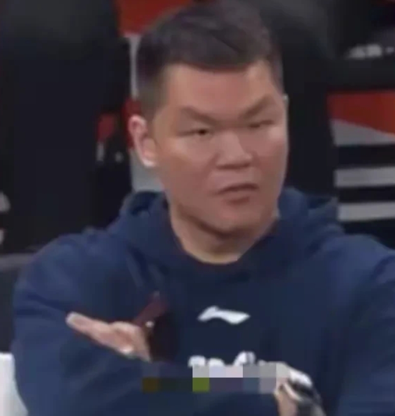 大胆预测，今晚广东不敌上海，重复去年粤辽之战的悲剧！
依稀还记得去年广东队和辽宁