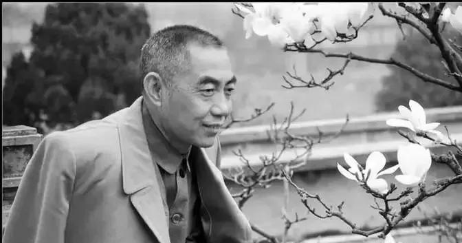 1976年，浩然在为毛主席守灵的时候，在日记中写道：