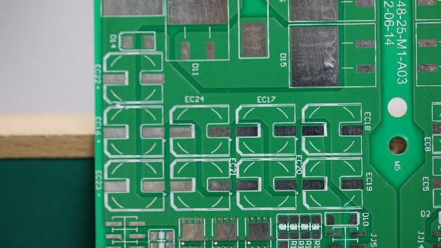 PCB工程师必看！通孔、盲孔、埋孔的判定技巧