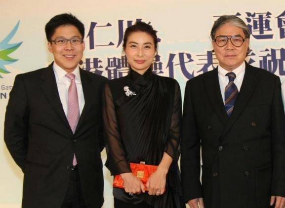 郭晶晶坚持顺产获尊重











天呐！豪门媳妇不好当啊，生孩子这事儿