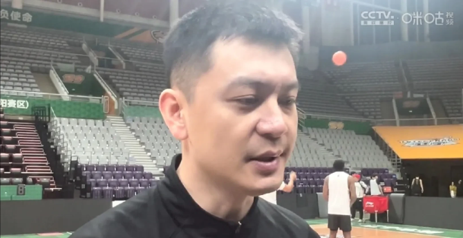 山东高速男篮今晚上危险了，想赢辽宁并不容易，有可能需要打附加赛？
今天辽宁主教练