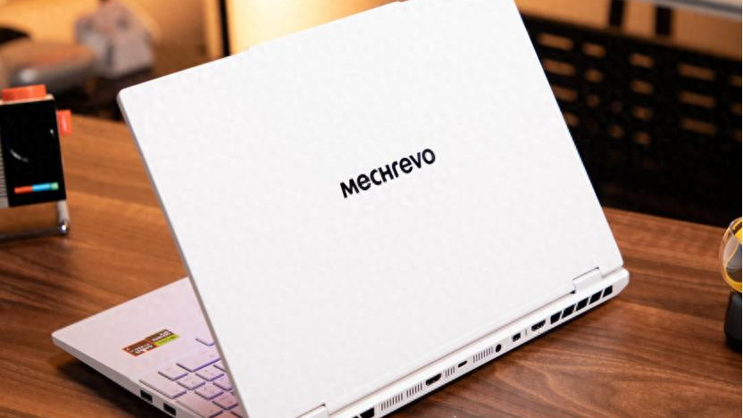 经常出差，既得体又能偶尔游戏的笔记本？选翼龙15Pro