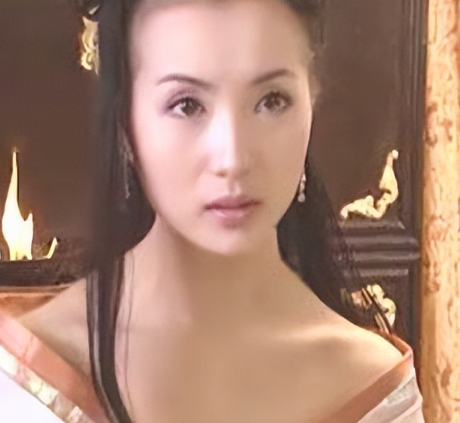 从“万人迷”到三孩母亲：陈好过得幸福吗？