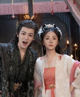 据多方消息确认，谭松韵、侯明昊主演的电视剧《逍遥》列入「爱奇艺」25年11月预排