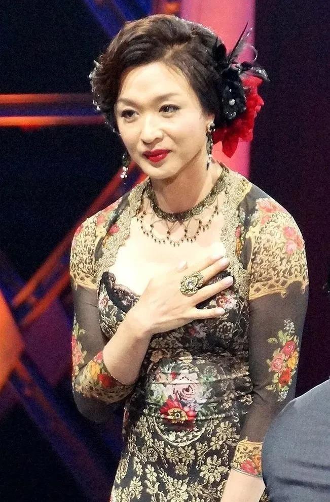 金星虽然是中国国籍，但他完全没有中国血统，他爸爸是朝鲜人，妈妈是韩国人，他爸爸在