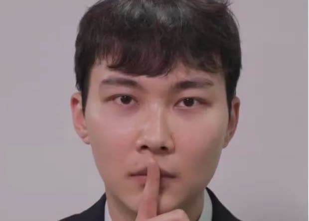 偷子那一下，人品直接清零。

朴廷桓当场落泪，全网却为他鼓掌。

韩国决