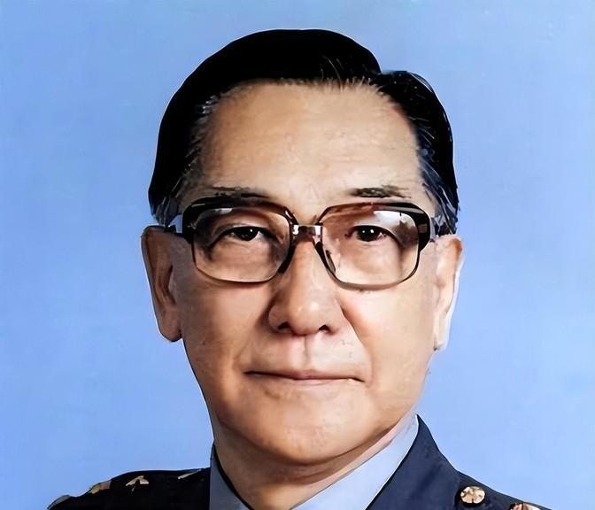 蒋纬国去世，遗言震惊全台湾。



1997年9月22日，台北荣民总医院，一位重
