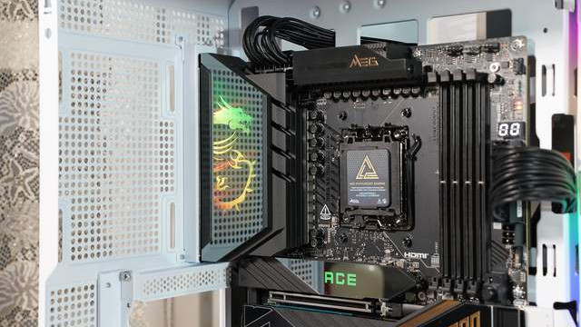 奢华颜值+极致性能全开，微星MEG X870E ACE MAX 战神主板评测