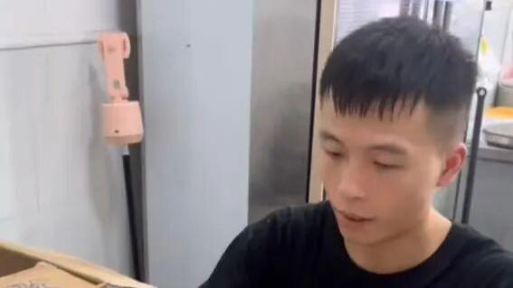 25岁湖南帅哥曾中阳：经营3家店铺，结婚前一天却与女友一同去世