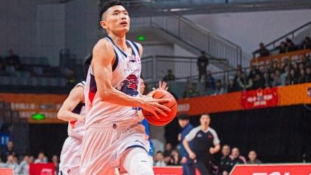 山东最后一节崩盘！高诗岩背锅！丘彪和郭士强犯同样错