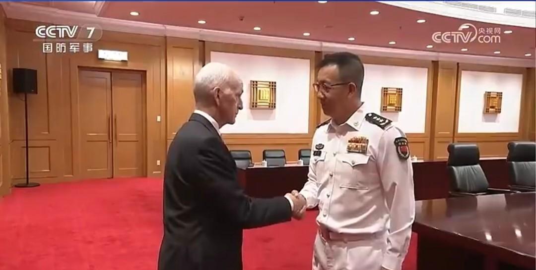 难怪福建舰此时官宣！美国议员团罕见访华，与中国防长面对面会晤
据央视消息，22日