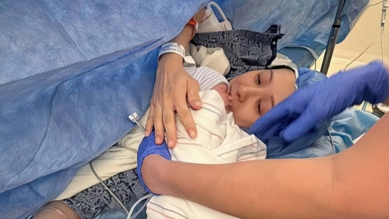 恭喜！香港知名女星宣布平安生女，打超三百针进行人工受孕