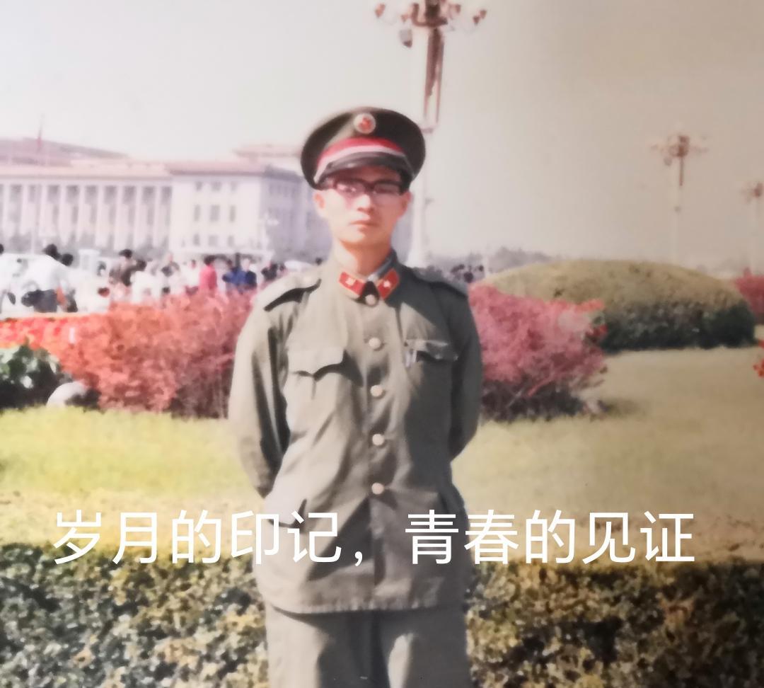 拒服兵役就是他妈的弱智。当兵尽义务是每个公民的义务。老子72岁了，还想去当兵。此