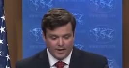 记者：因为购买俄油，特朗普制裁印度，那他也会制裁中国吗？
万斯：嗯，中国的情况更