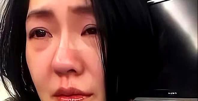 小S难以释怀的是，大S的死亡为何要这么折磨她，早不去世，晚不去世，为何要在她张罗