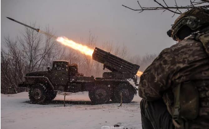 俄罗斯为什么会在原则上，答应俄乌停战30天？这不是给乌克兰喘息机会吗？乌克兰的泽