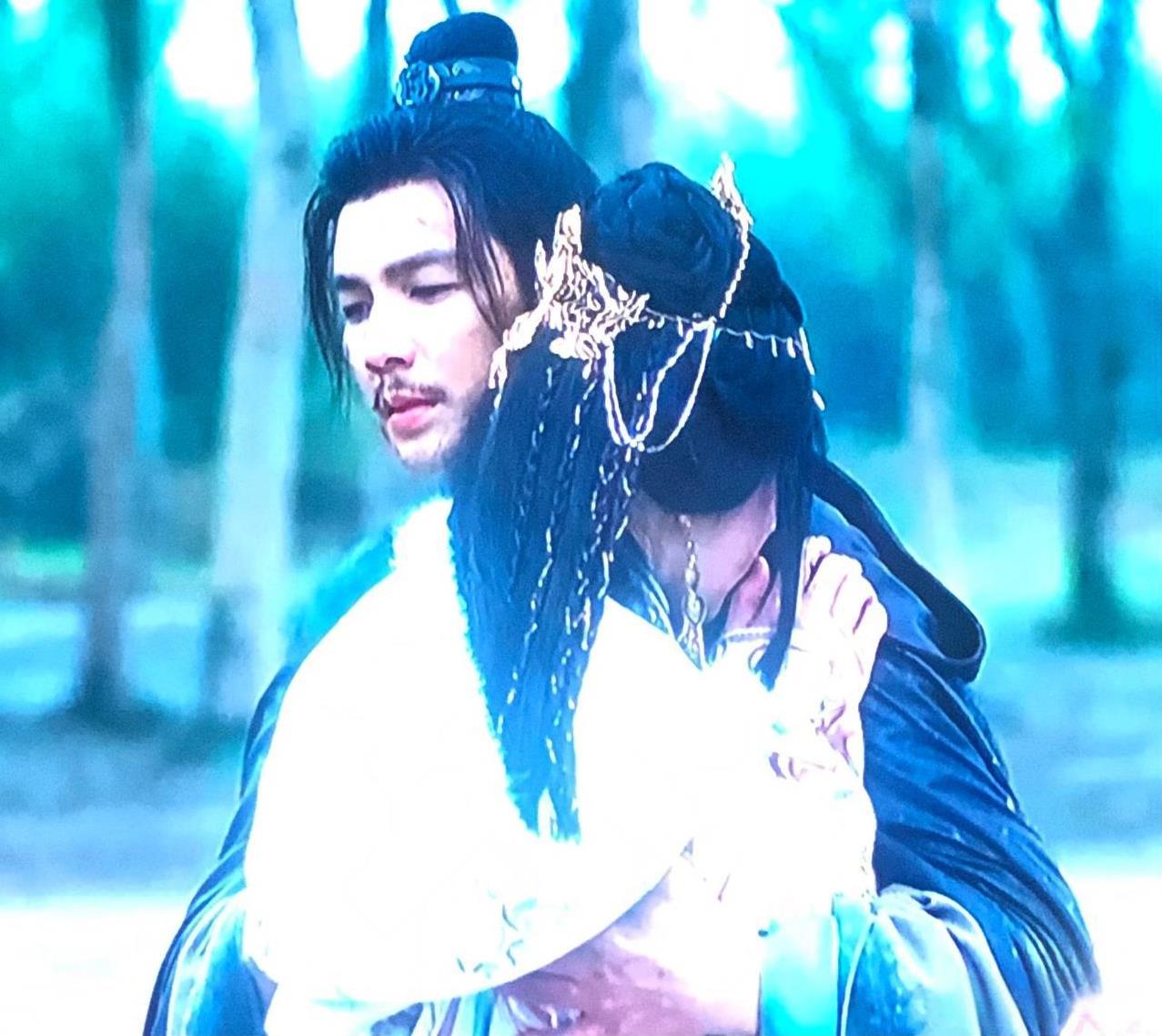 哎！还是逃不过滥俗戏码。《藏海传》前期剧情可圈可点。可庄芦隐死后，剧情走向开始缓