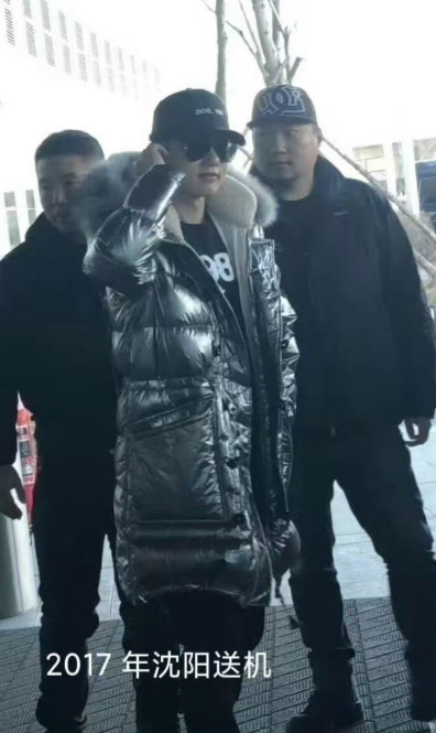 张杰的十年羽绒服藏着长情！