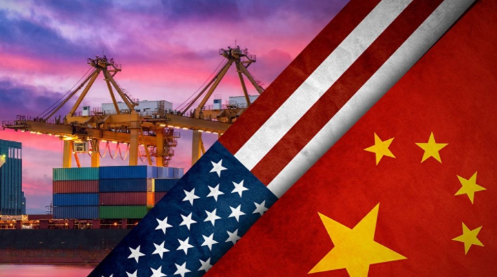 中美“关税战”升级，特朗普大实话让民众忐忑！

特朗普政府对中国痛下杀手，对所有