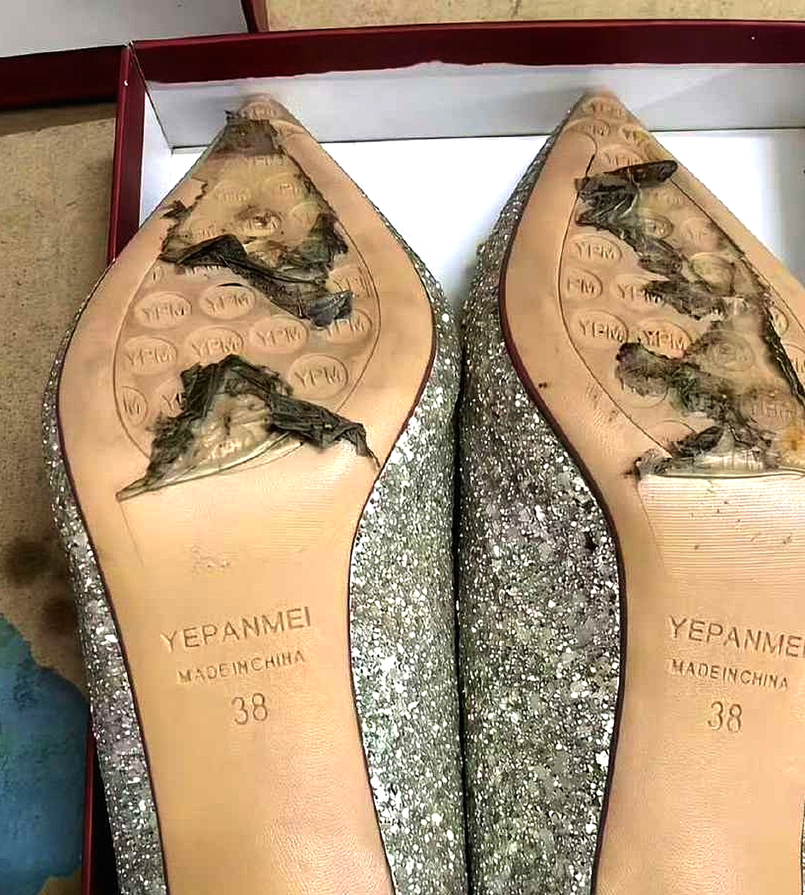 放假过后，被白嫖的婚鞋们，商家们也真的是很无奈！ ​