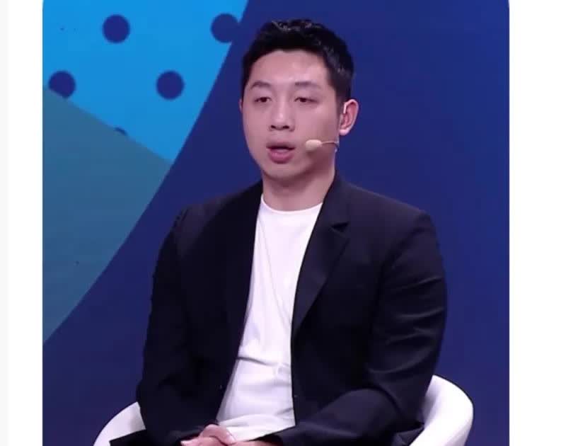 绝对主力和主力的区别

许昕：能在半决赛决赛中上场的人就是被认定是绝对主力。