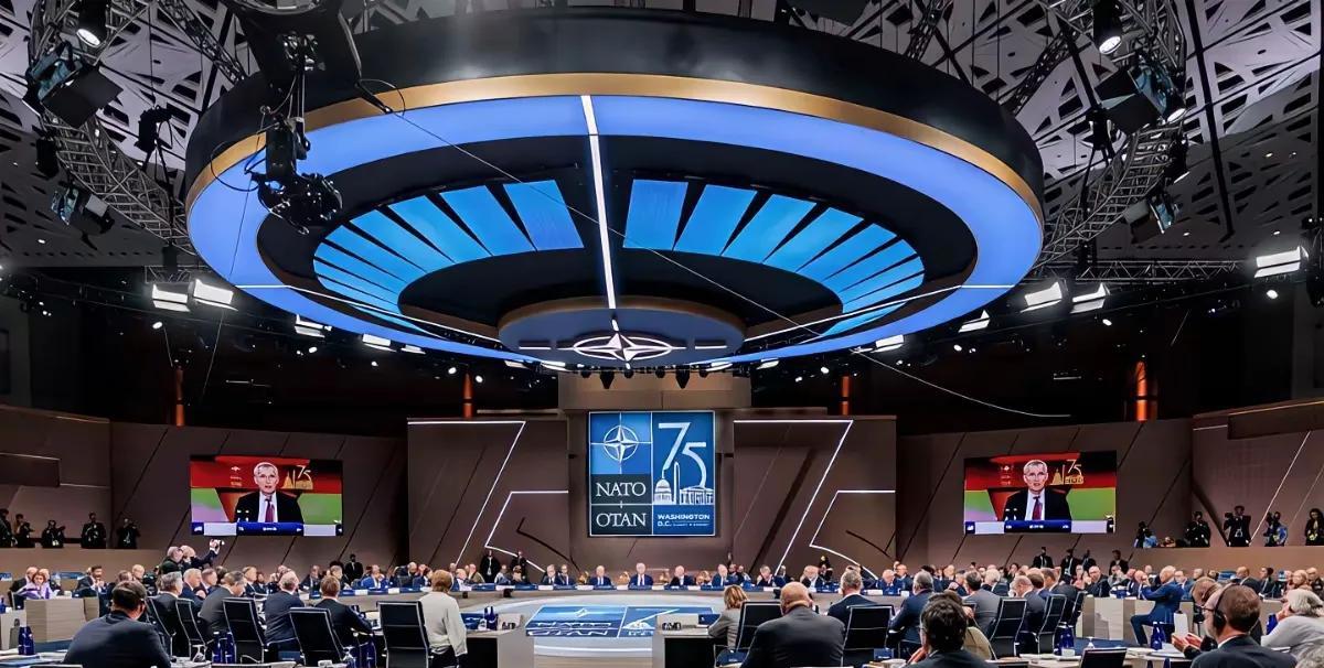 如今，乌克兰的地位已经发生改变了，已经不是从前往日的富饶帝国。如今他已经成了一个