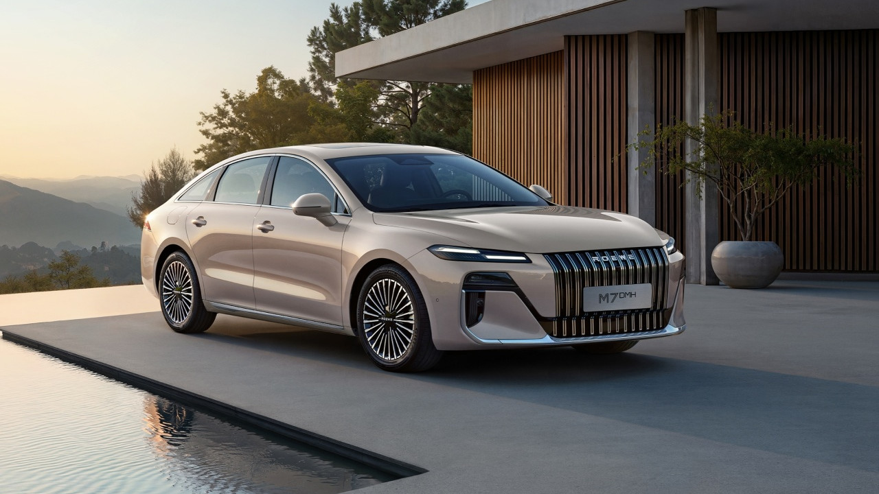 10万级长续航B级插混二选一，日产N6和荣威M7 DHM谁更有性价比