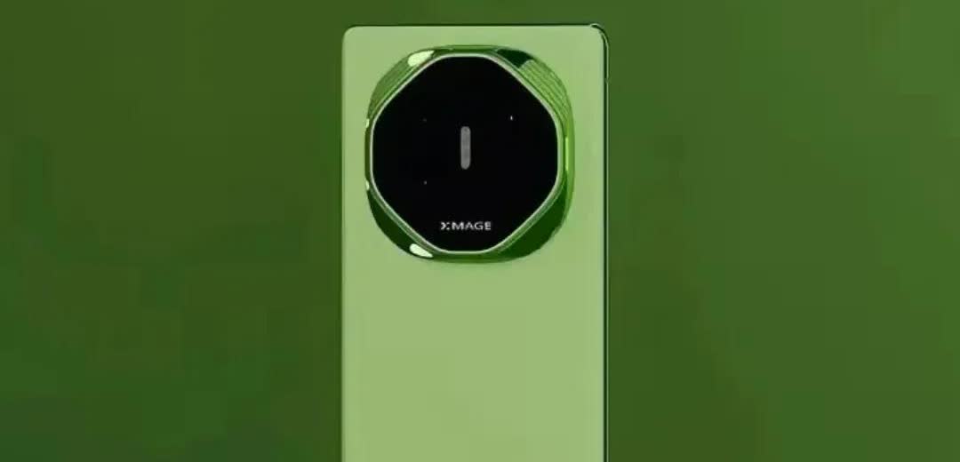 华为可能还是要紧跟流行，据最新信息显示，这次的华为Mate80可能会搭着直屏，我