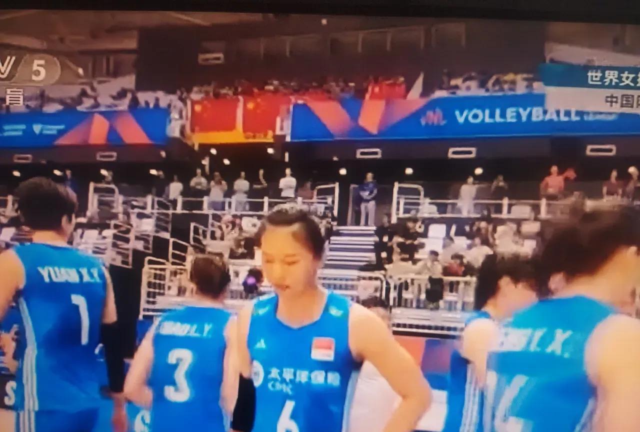 【锦上添花，打掉多米尼加女排】
今年女排世锦赛小组赛，中国女排已经两连胜，获得了