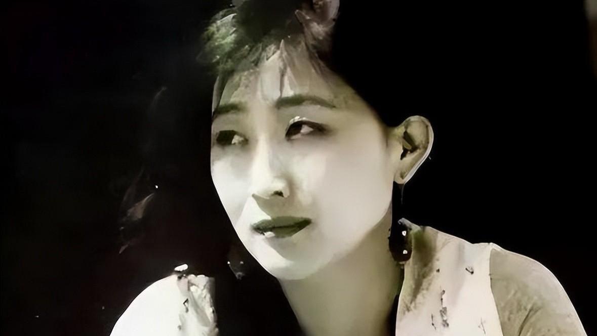 陈瑾：哥哥立誓终身不婚，20年不吃一粒米，活成“女版陈道明”！​