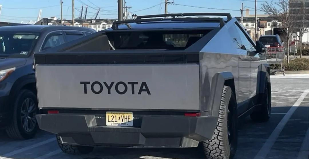 特斯拉跌落神坛？在华销量腰斩，智驾或跟百度合作……