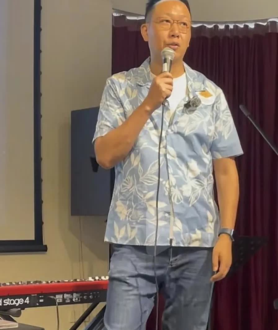 林海是个有情有义的人。当谈及李玟的过往点滴时，他有些哽咽落泪。
在歌手李玟去世