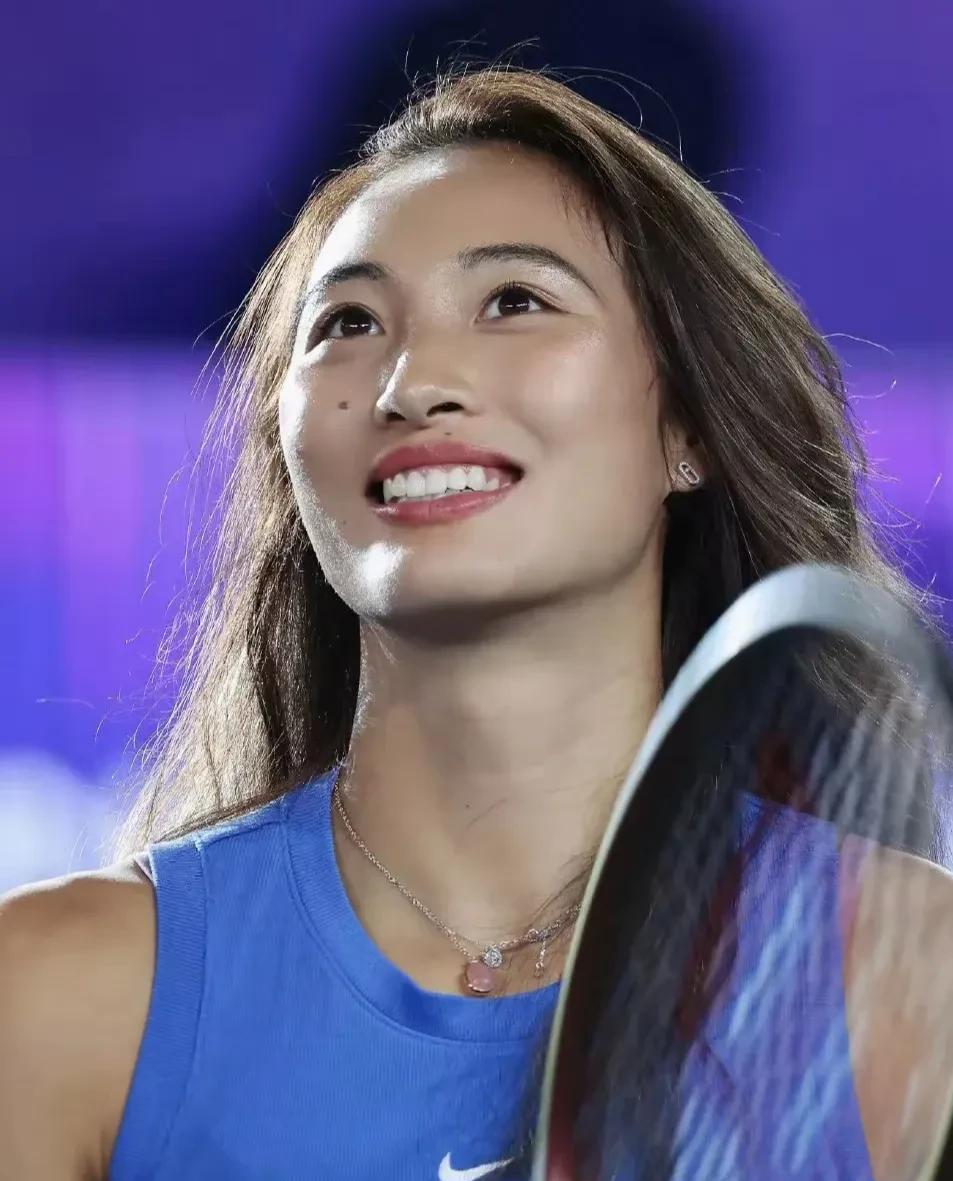 WTA女子网球即时排名前十:（截止2025年9月7日）
做完手术对郑钦文在国际积
